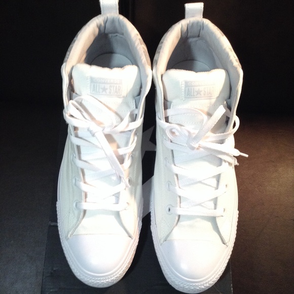 Converse Chuck Taylor All Star Mid Sneaker - Picture 7 of 8